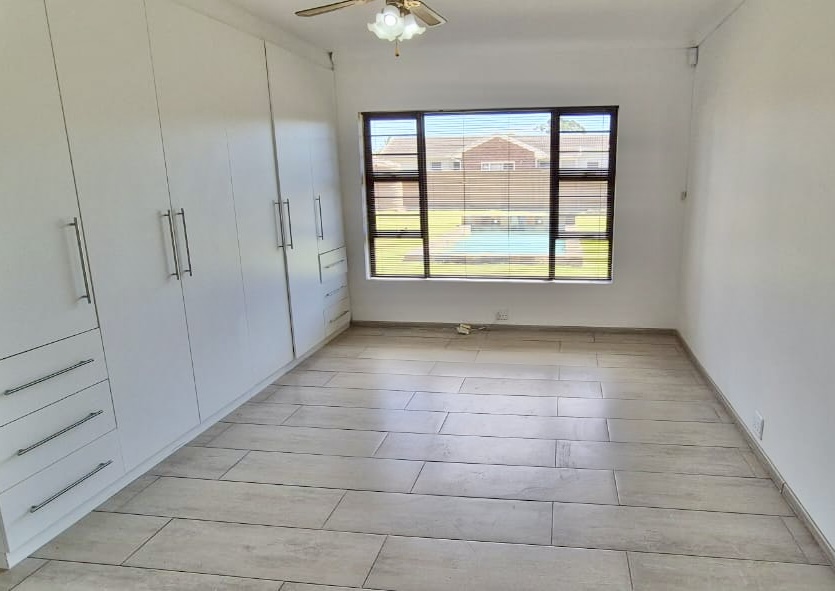 3 Bedroom Property for Sale in Rowallan Park Eastern Cape